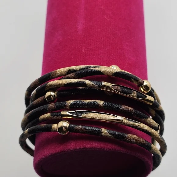 Bracelet - Picture 2 of 6